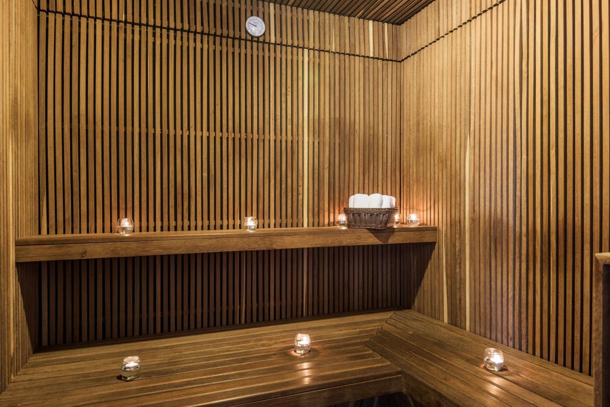 Nh Collection Bogota Andino Royal Hotel Exterior foto A Finnish sauna