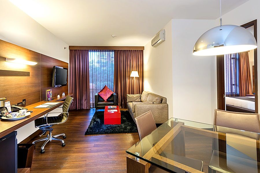 Nh Collection Bogota Andino Royal Hotel Exterior foto A typical suite at the hotel